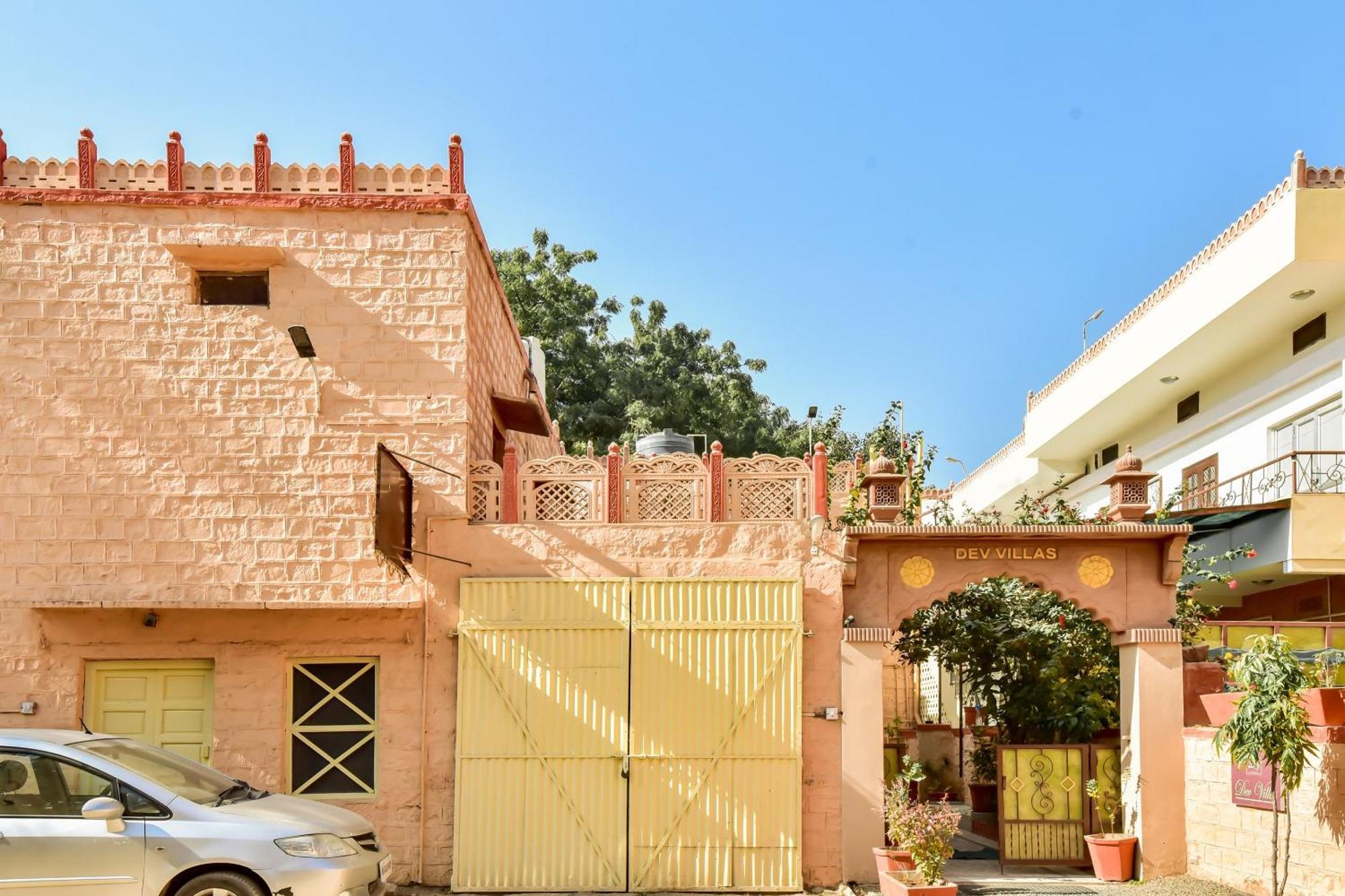 جودبور Super Oyo Dev Villas Guest House المظهر الخارجي الصورة